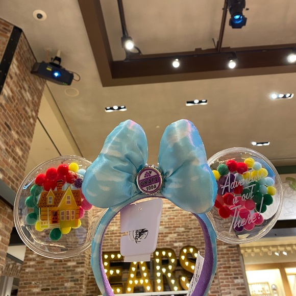 Disney Accessories - Disney Pixar Up Headband